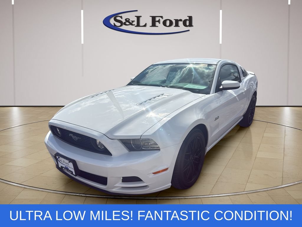Used 2014 Ford Mustang GT w/ Equipment Group 401A RWD image 1