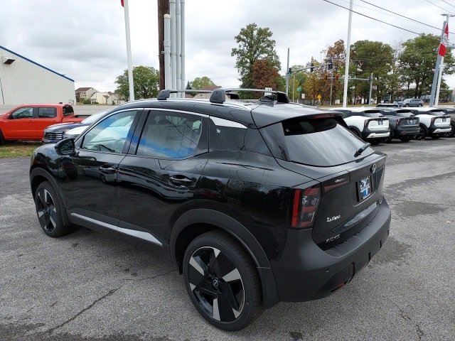 New 2026 Nissan Kicks SR w/ Cold Weather Package image 7