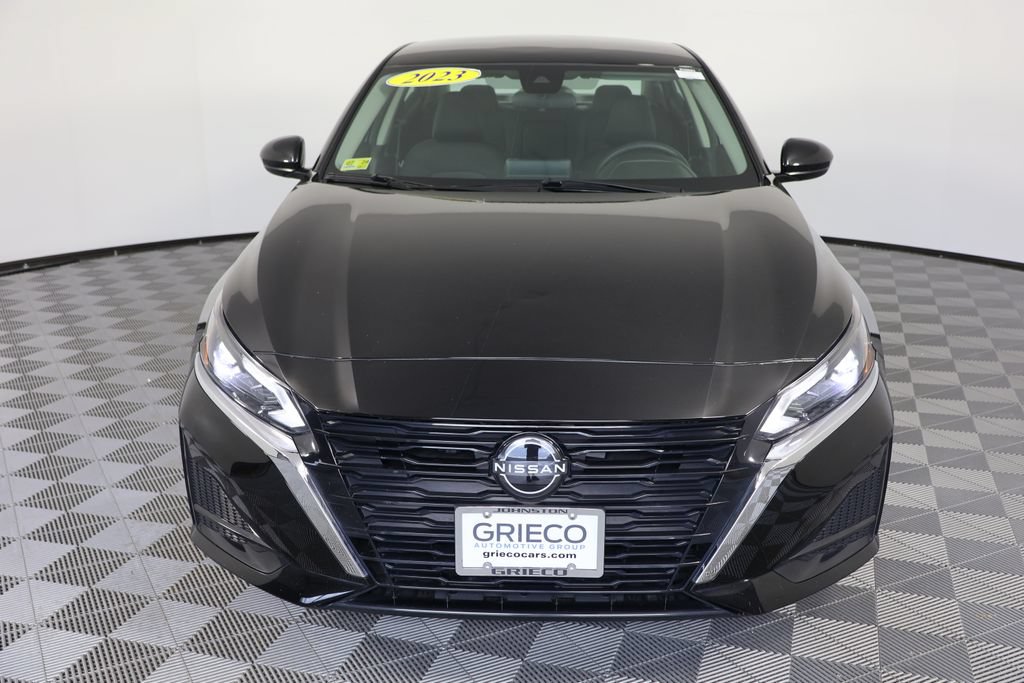 Used 2023 Nissan Altima 2.5 SV FWD image 3
