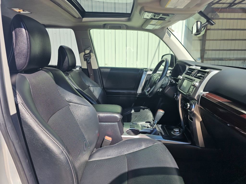 Used 2016 Toyota 4Runner Limited image 17