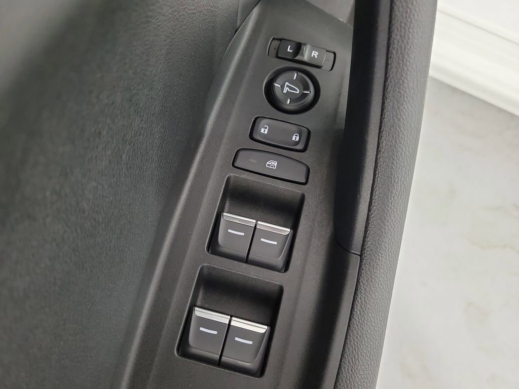 Used 2021 Acura TLX image 18