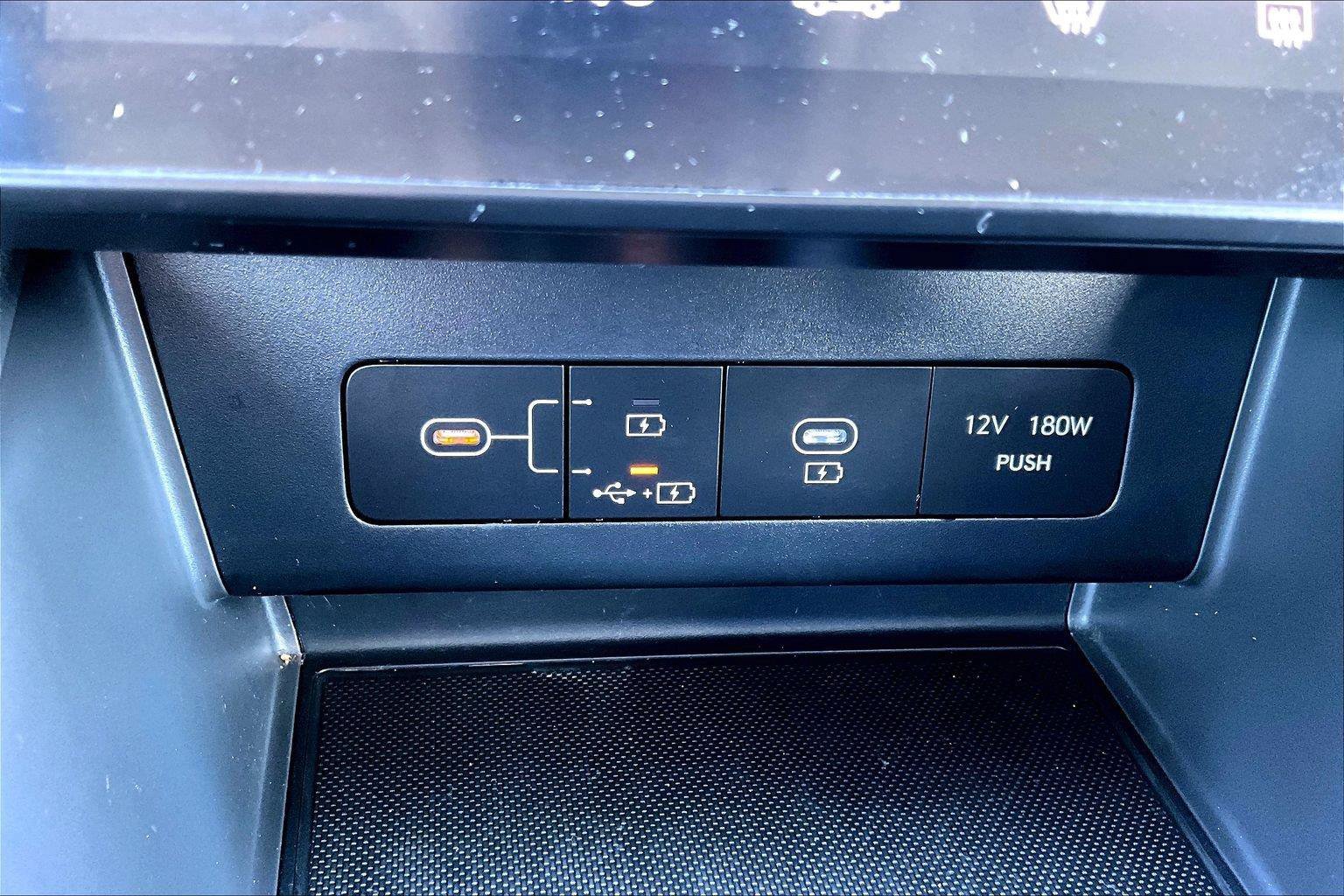Used 2025 Hyundai Sonata SEL FWD image 31