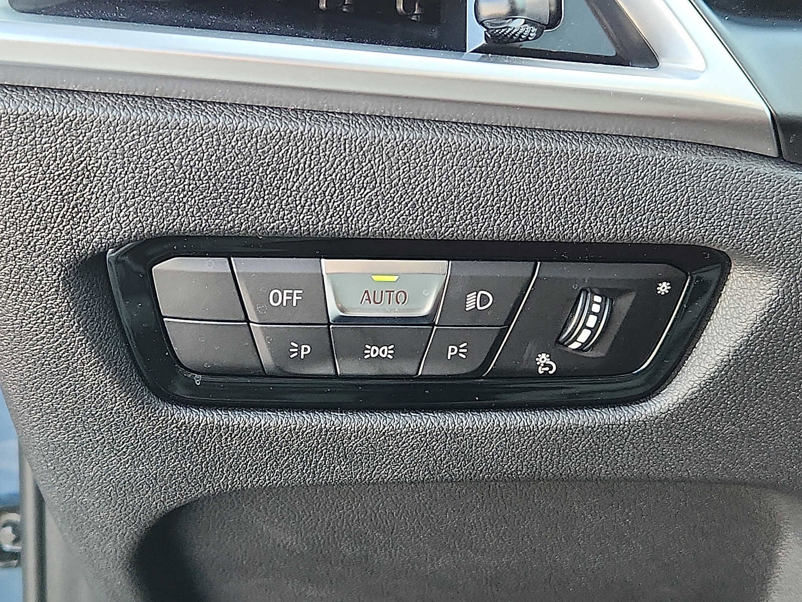 Used 2025 BMW 430i xDrive Coupe w/ Convenience Package AWD/4WD image 23