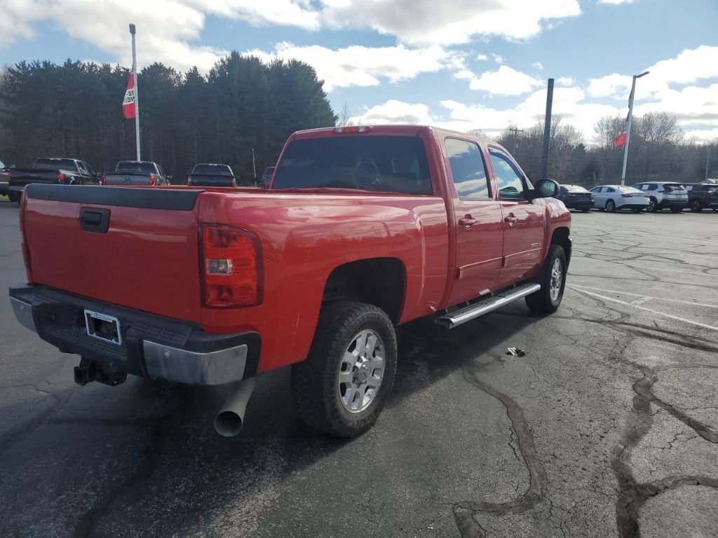 Used 2014 Chevrolet Silverado 2500 LTZ w/ LTZ Plus Package image 8