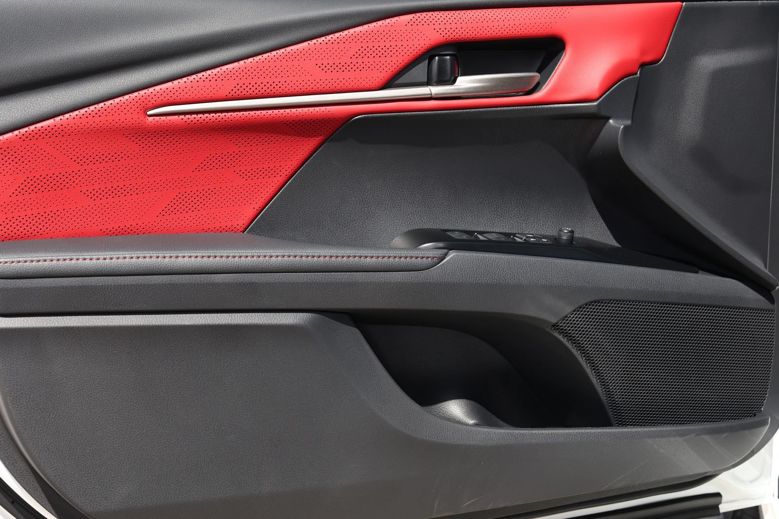 New 2026 Toyota Camry XSE FWD image 27