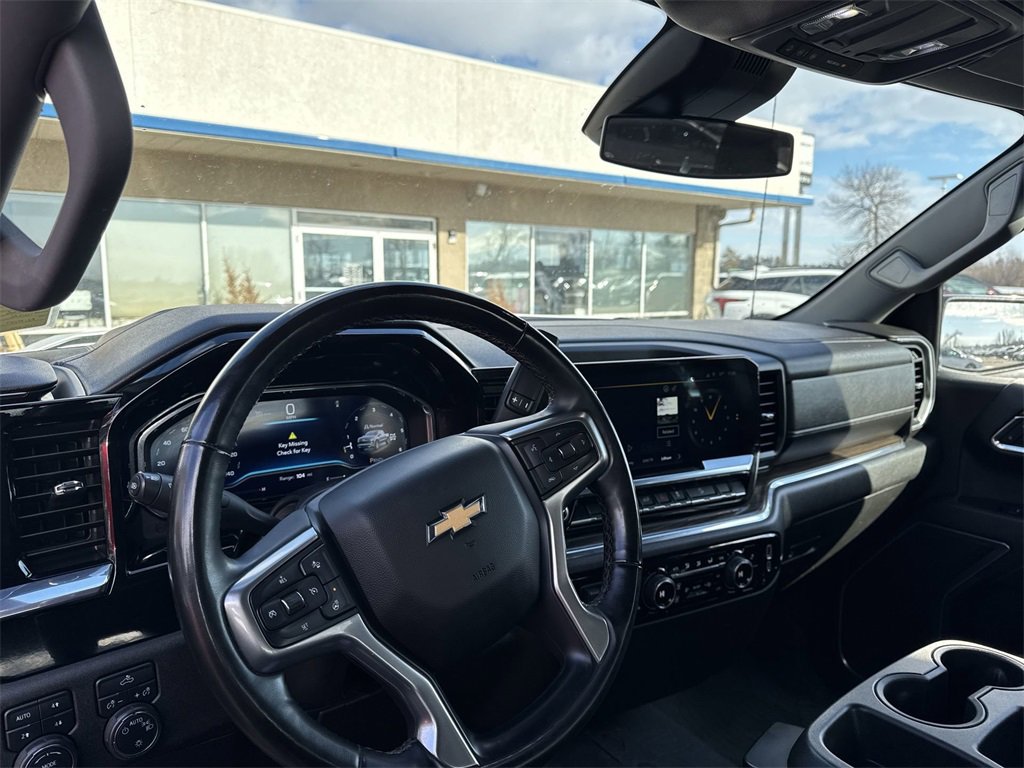 Certified 2024 Chevrolet Silverado 1500 LT image 2