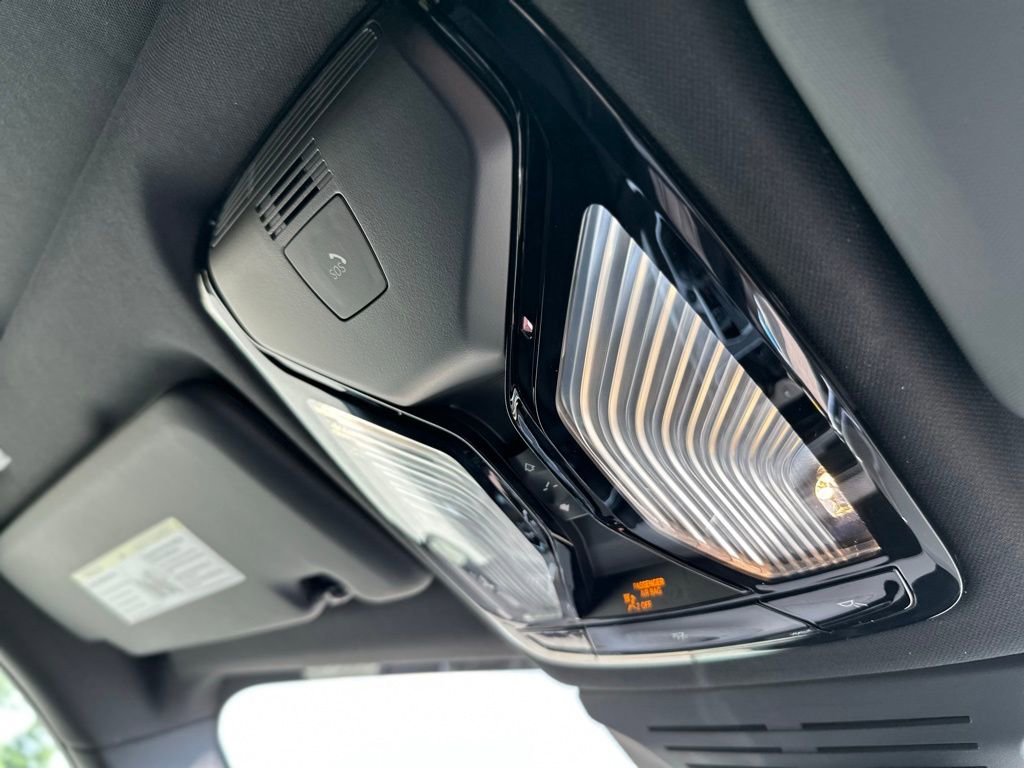 New 2026 BMW X5 M60i w/ Executive Package image 28