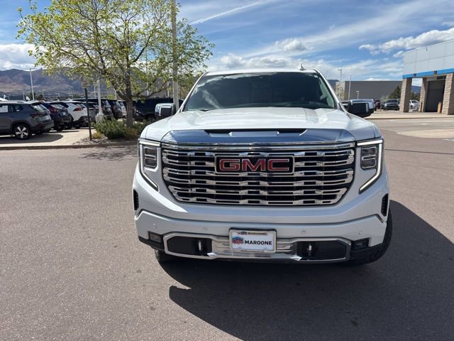 Used 2023 GMC Sierra 1500 Denali w/ Denali Reserve Package AWD/4WD image 2