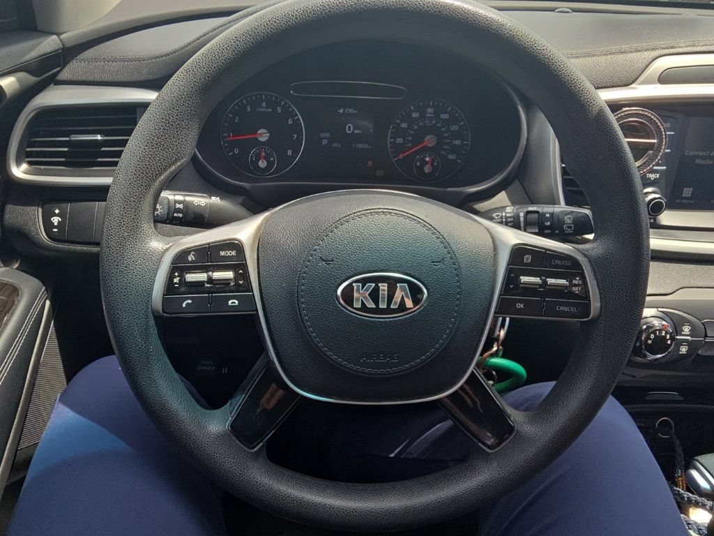 Used 2019 Kia Sorento L FWD image 16