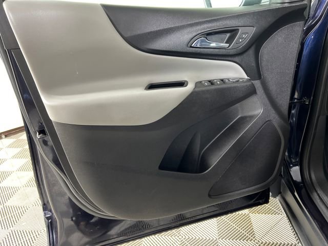 Used 2020 Chevrolet Equinox LS image 11