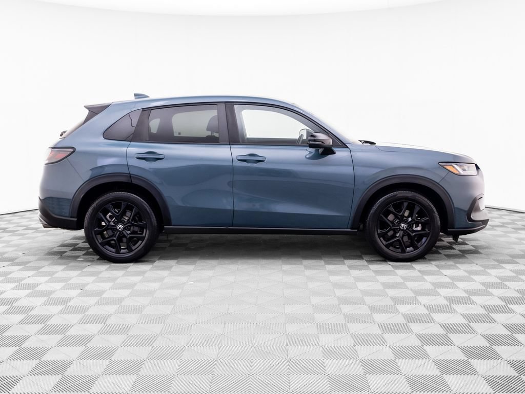 Used 2024 Honda HR-V Sport image 8