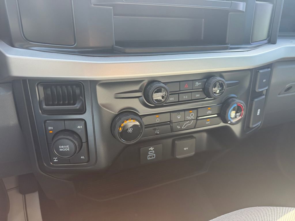 New 2026 Ford F250 XL w/ STX Appearance Package image 28