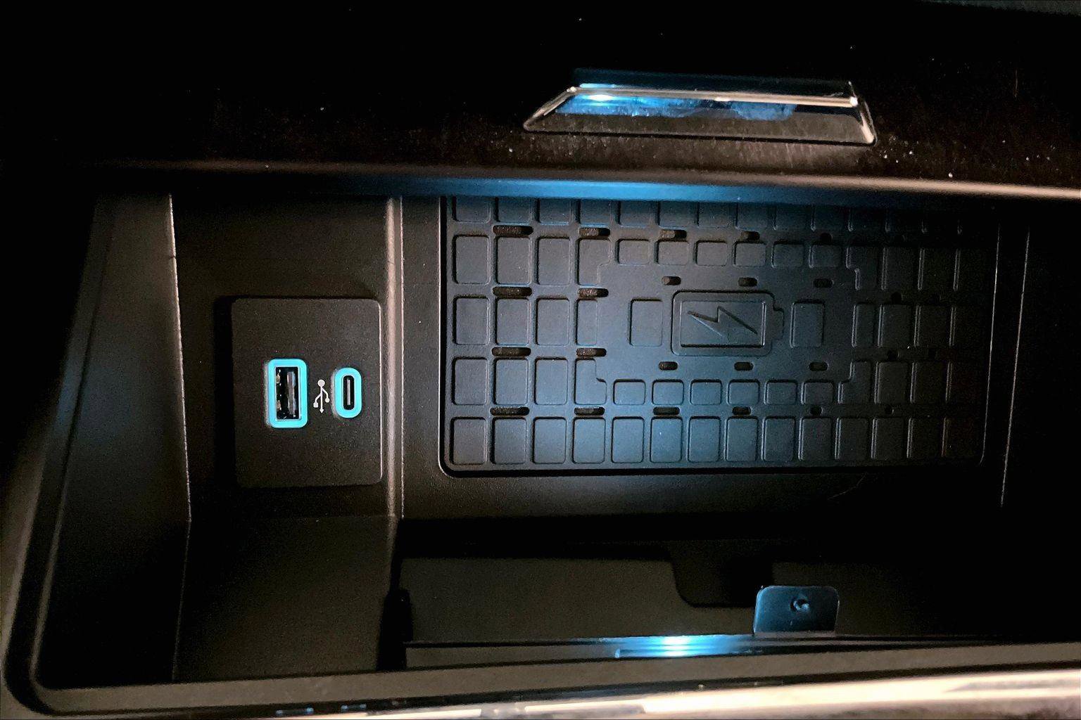 Used 2024 Ford Expedition Max Platinum image 32