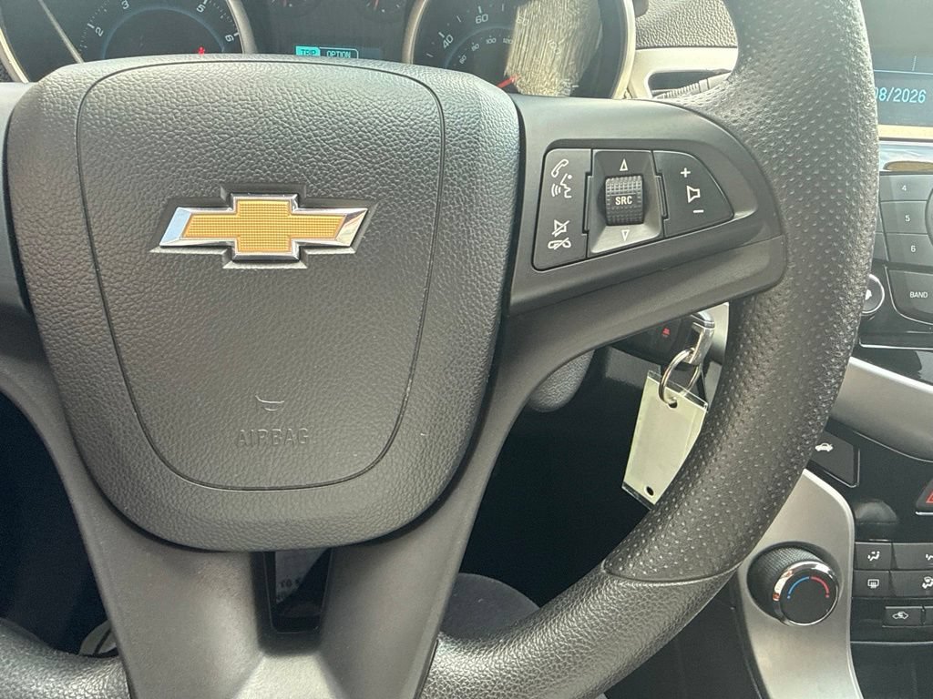 Used 2015 Chevrolet Cruze LT FWD image 30