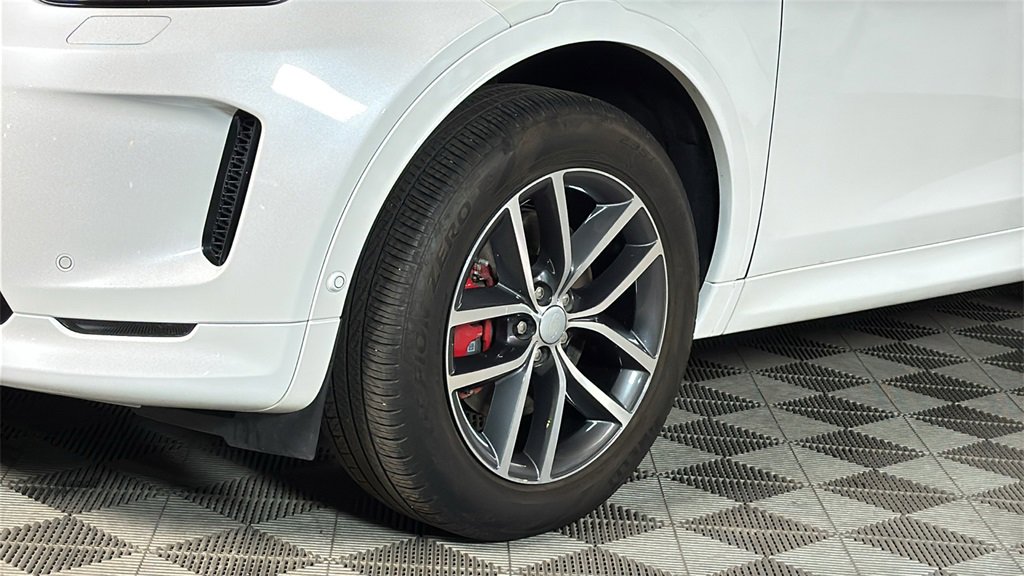 Used 2024 Land Rover Discovery Sport S image 4