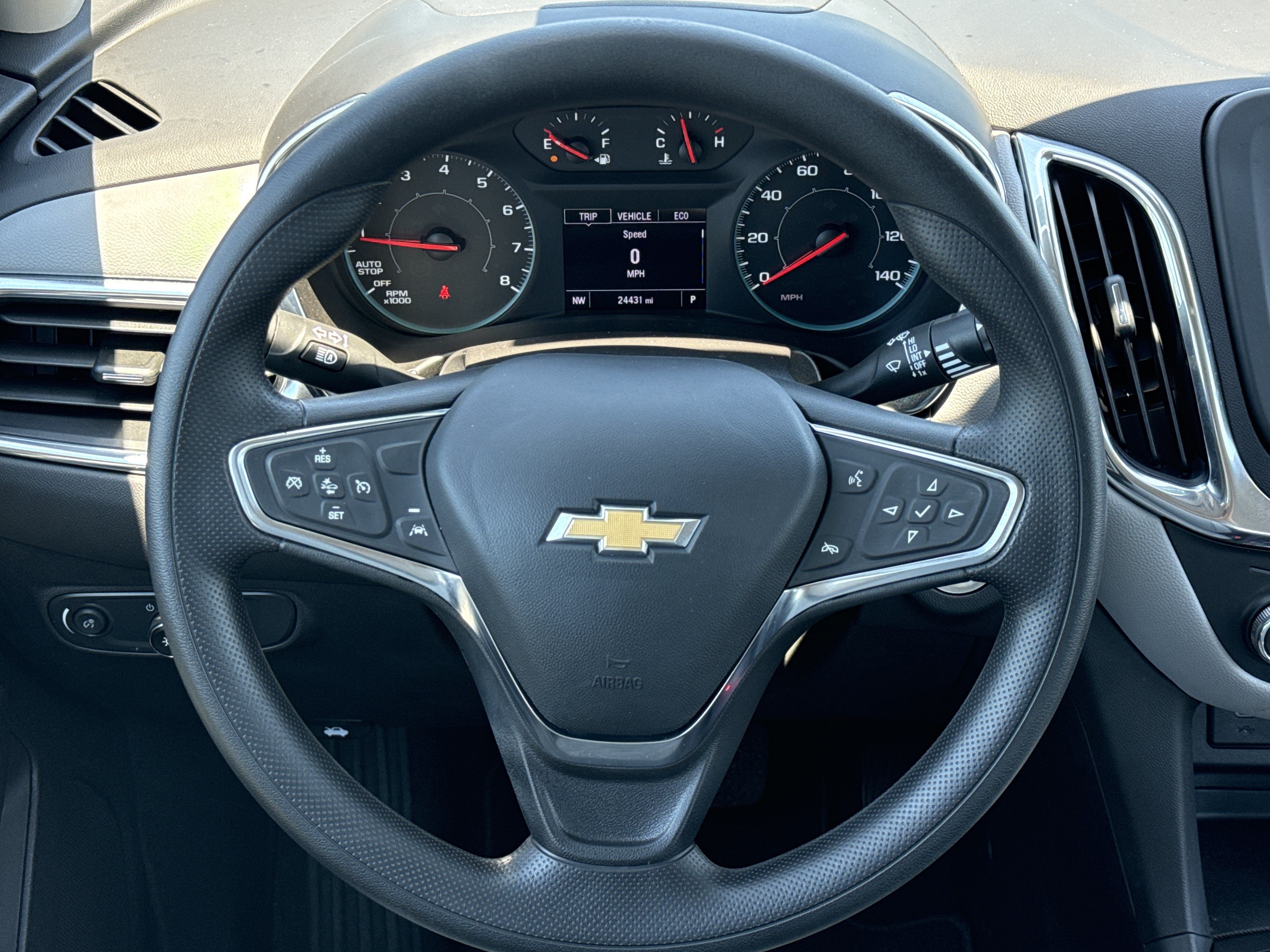 Used 2024 Chevrolet Equinox LS w/ Driver Confidence II Package FWD image 18