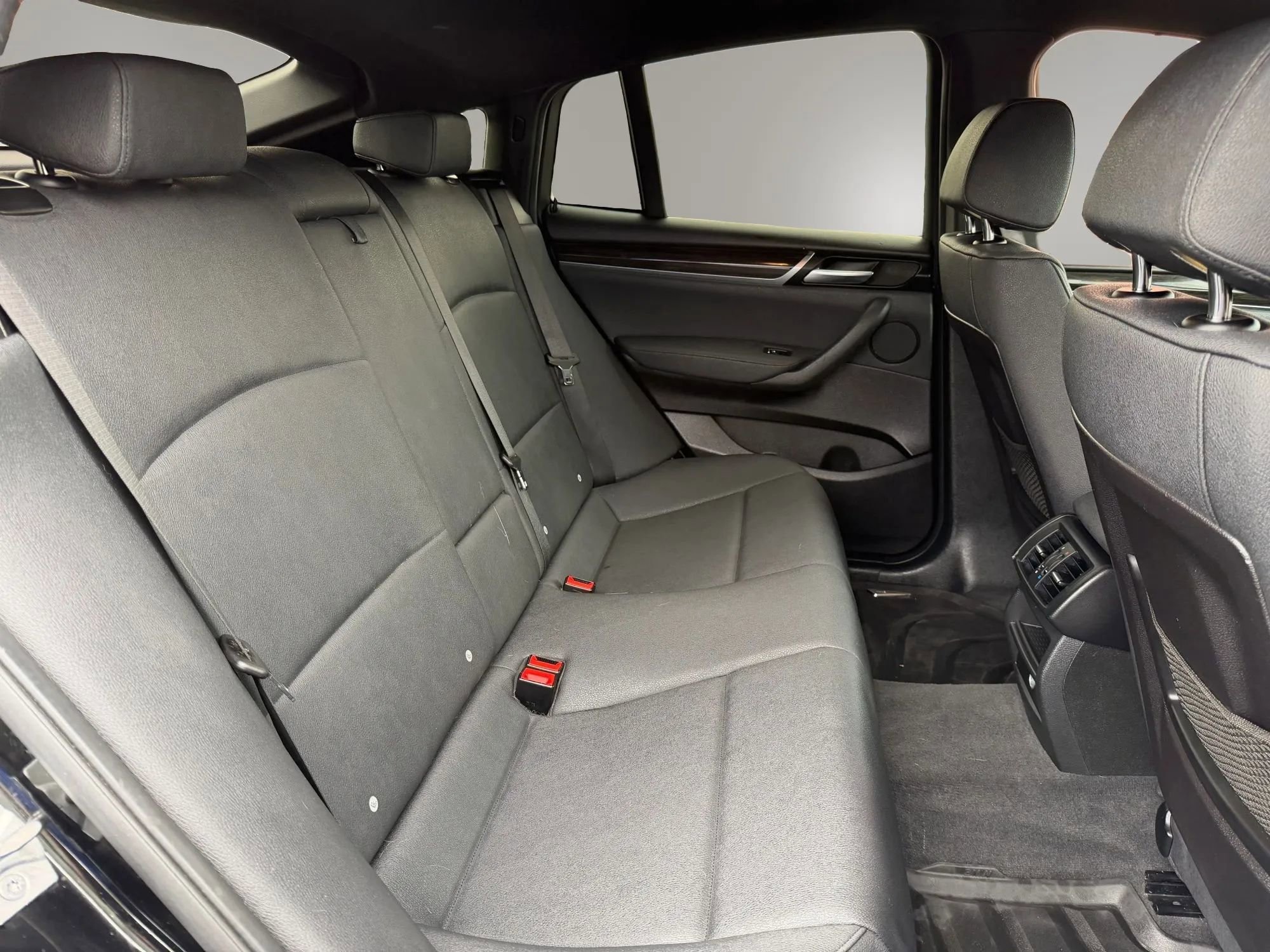 Used 2018 BMW X4 xDrive28i image 37