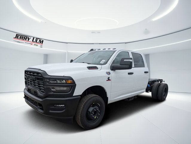 New 2026 RAM 3500 Tradesman AWD/4WD image 7