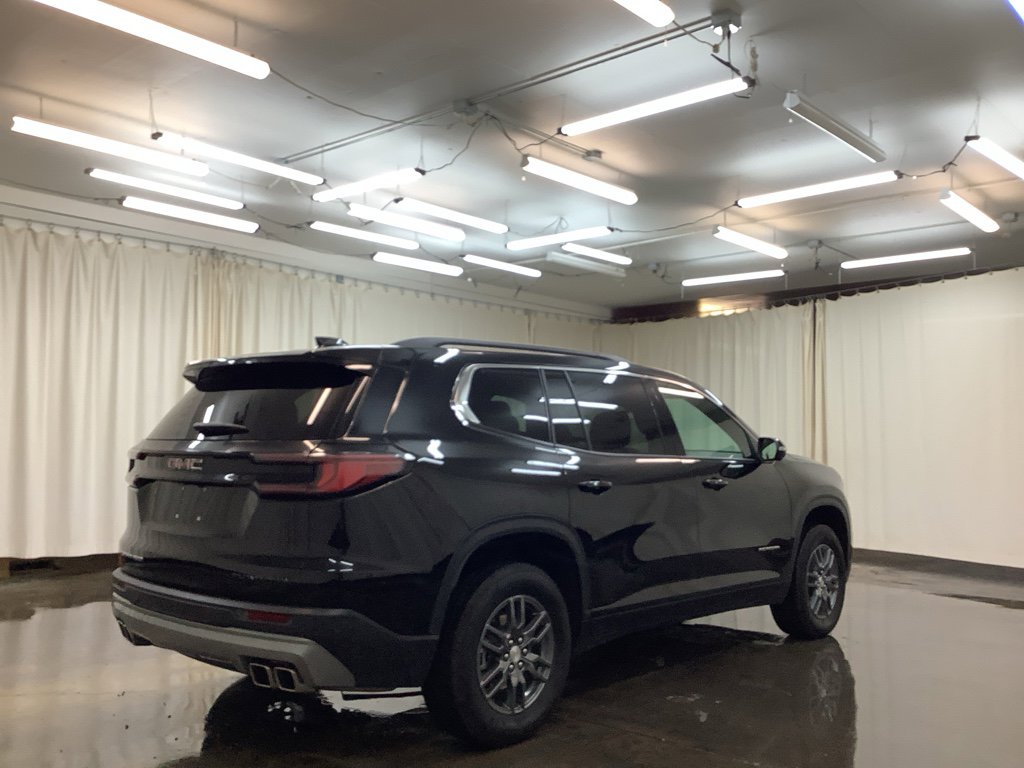 Used 2025 GMC Acadia Elevation image 6