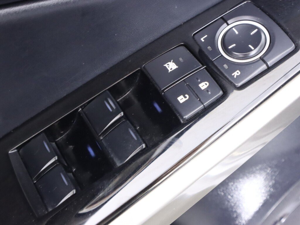 Used 2015 Lexus IS 250 w/ Navigation System Package RWD image 29