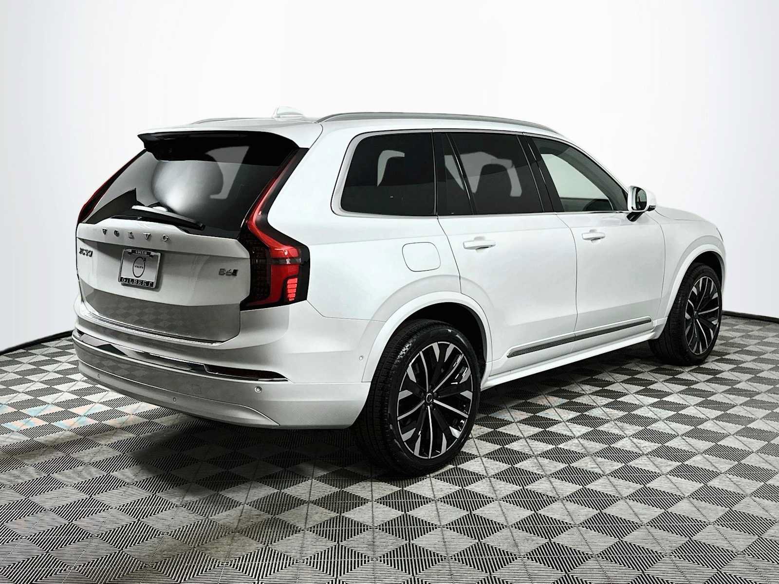New 2026 Volvo XC90 B6 Plus w/ Protection Package AWD/4WD image 7