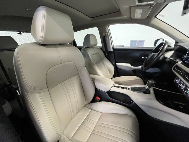 Used 2023 Honda HR-V EX-L image 9