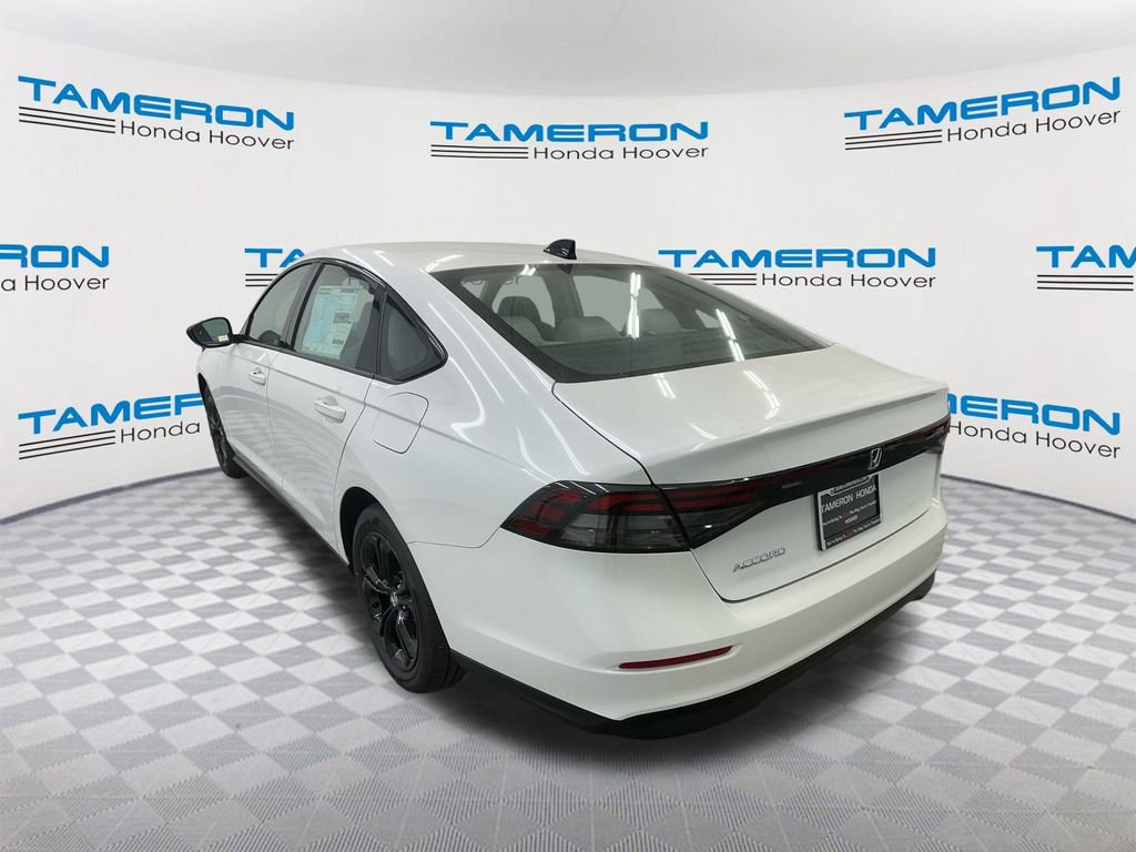 New 2025 Honda Accord SE image 3