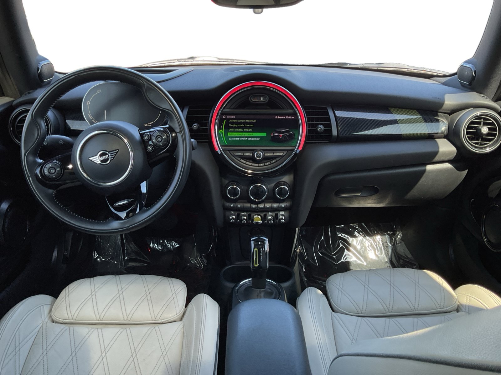Used 2021 MINI Cooper SE w/ 8.8" Touchscreen Nav Package FWD image 10