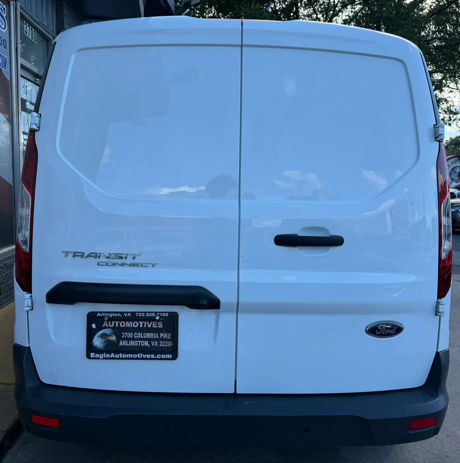 Used 2018 Ford Transit Connect XLT FWD image 4