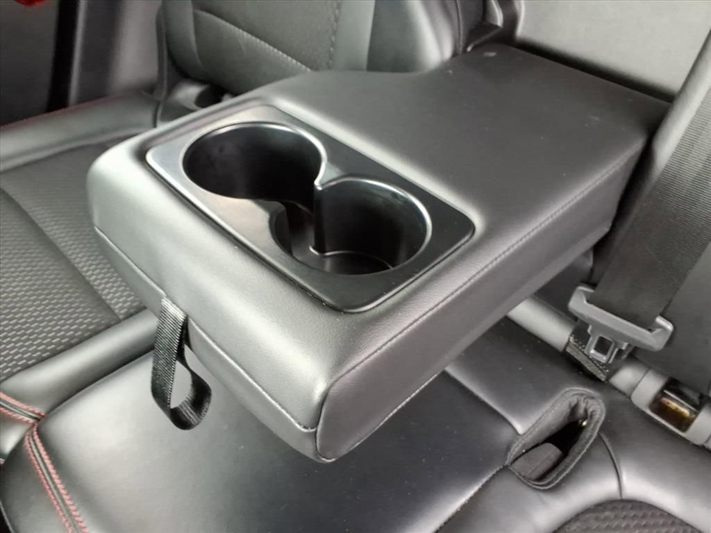 Used 2025 Ford Escape ST-Line image 34