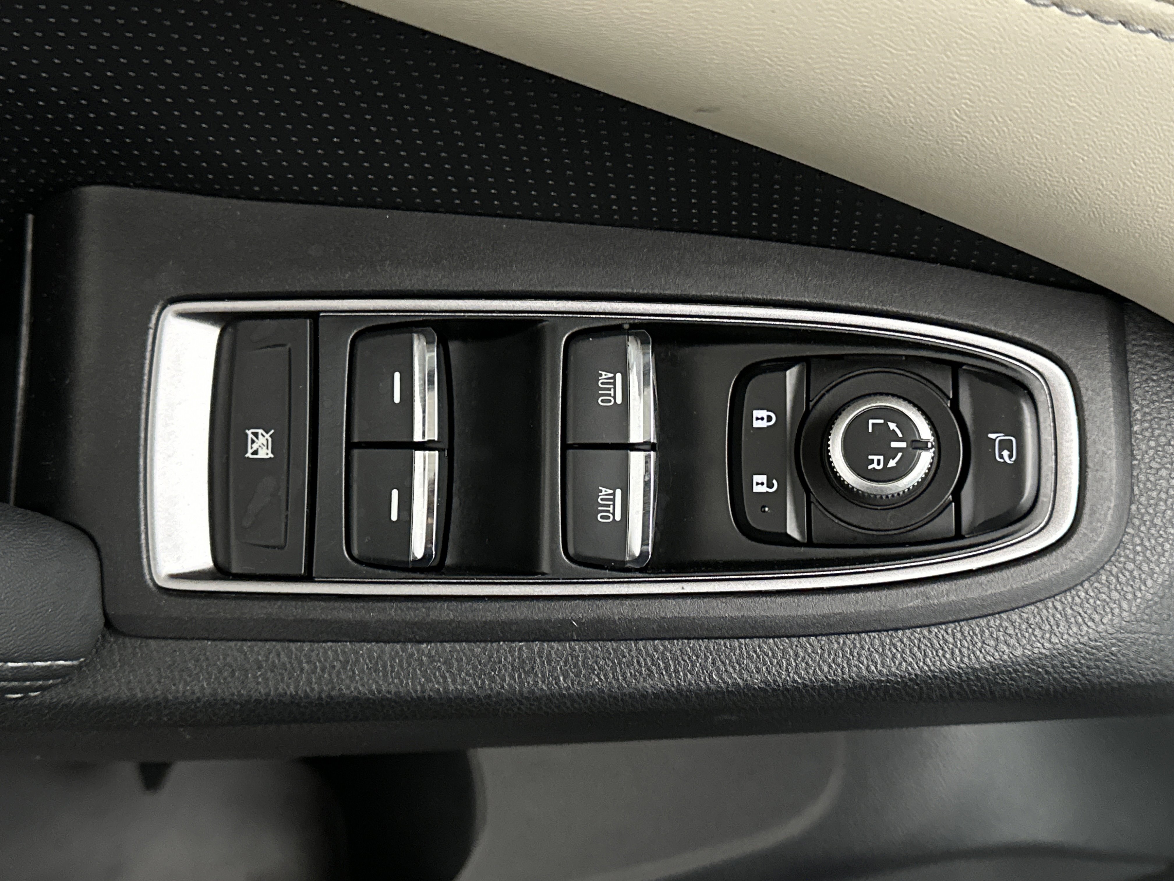 Used 2021 Subaru Ascent Touring w/ Popular Package #2A image 20