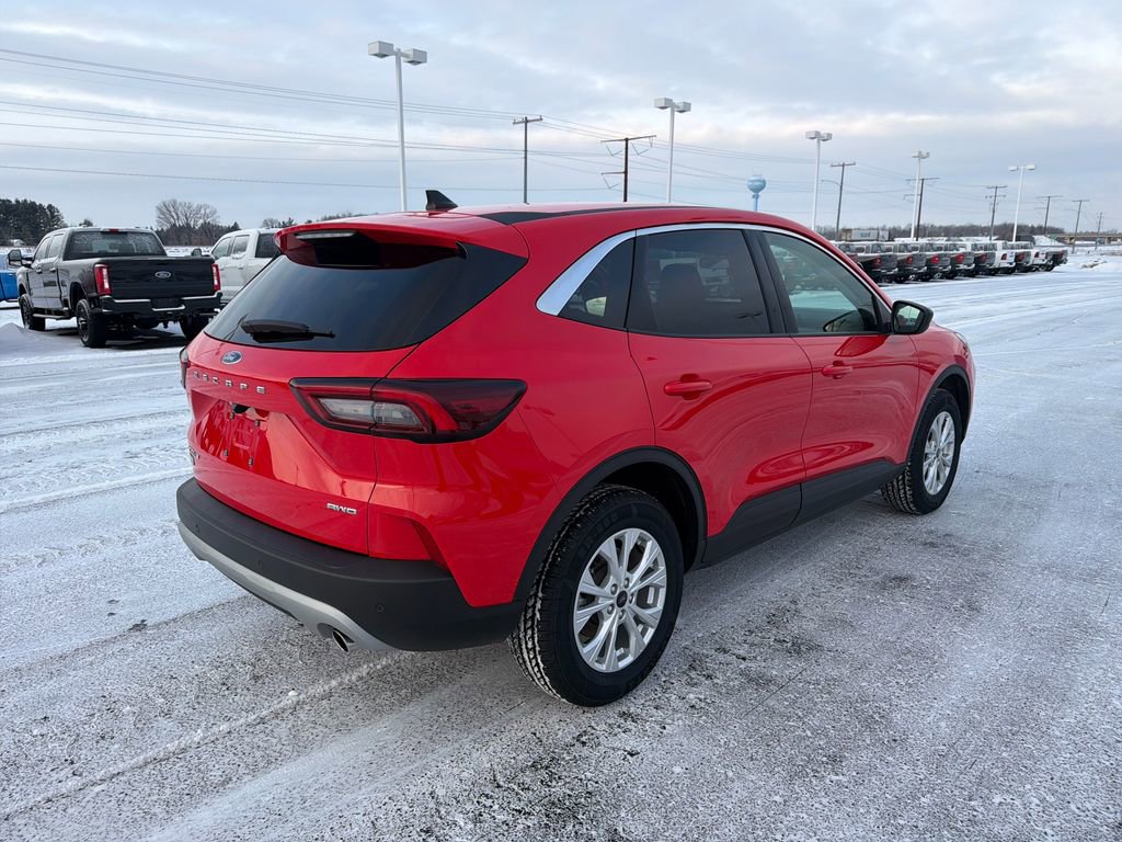 Used 2024 Ford Escape Active w/ Tech Pack #1 AWD/4WD image 5