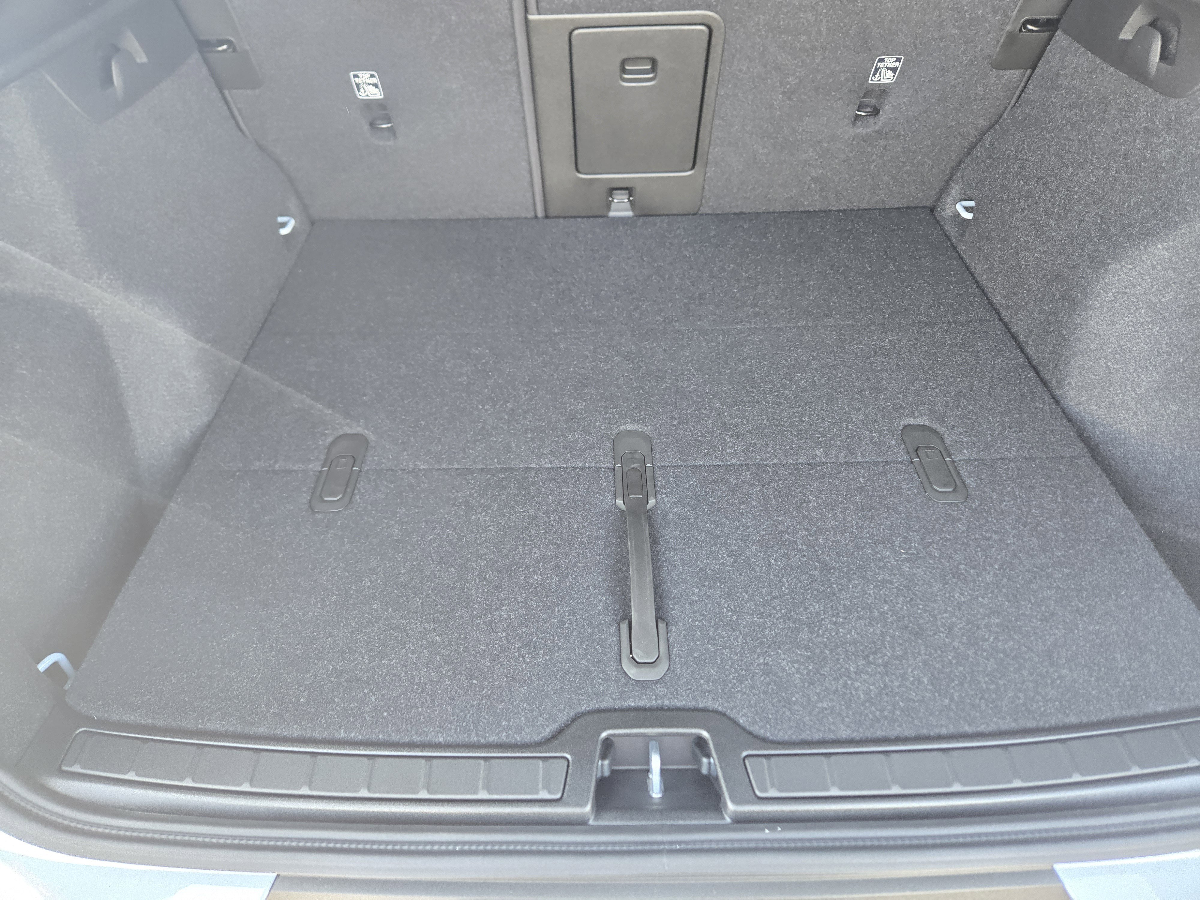 New 2026 Volvo XC40 B5 Plus w/ Protection Package Premier image 35