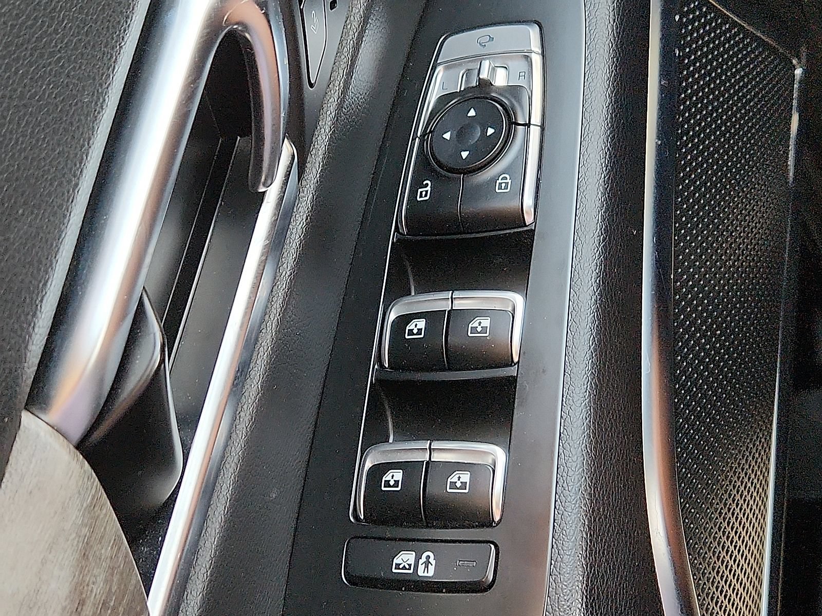 Used 2022 Kia Telluride SX w/ SX Prestige Package AWD/4WD image 22