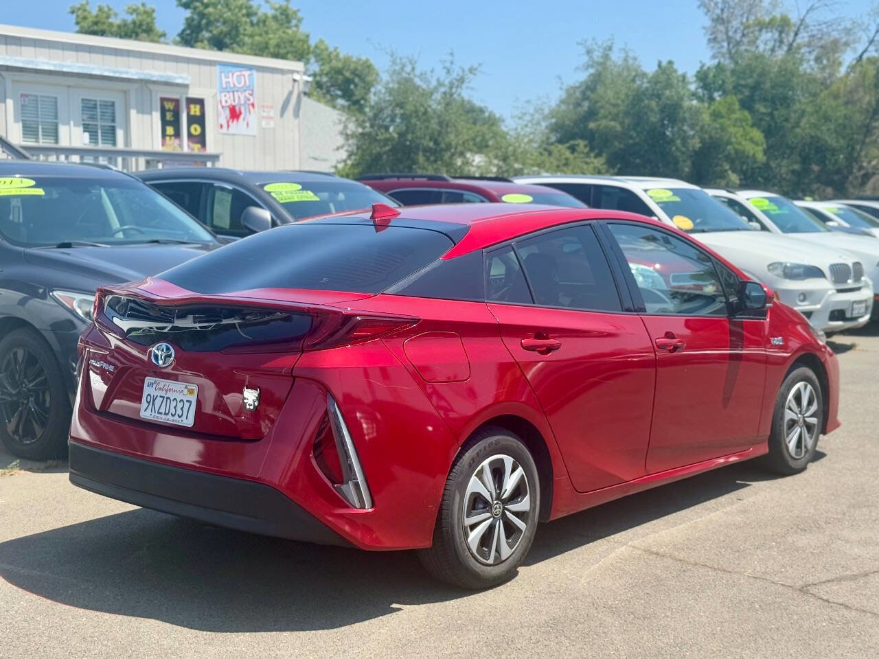 Used 2017 Toyota Prius Prime Premium image 7