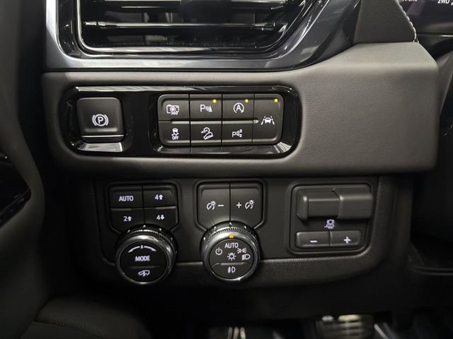 New 2026 GMC Yukon XL AT4 Ultimate w/ LPO, Illumination Package image 34