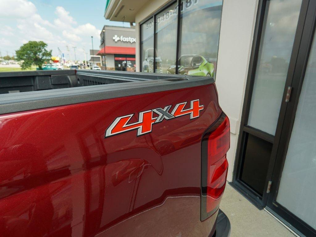 Used 2015 Chevrolet Silverado 1500 LT w/ All Star Edition AWD/4WD image 8
