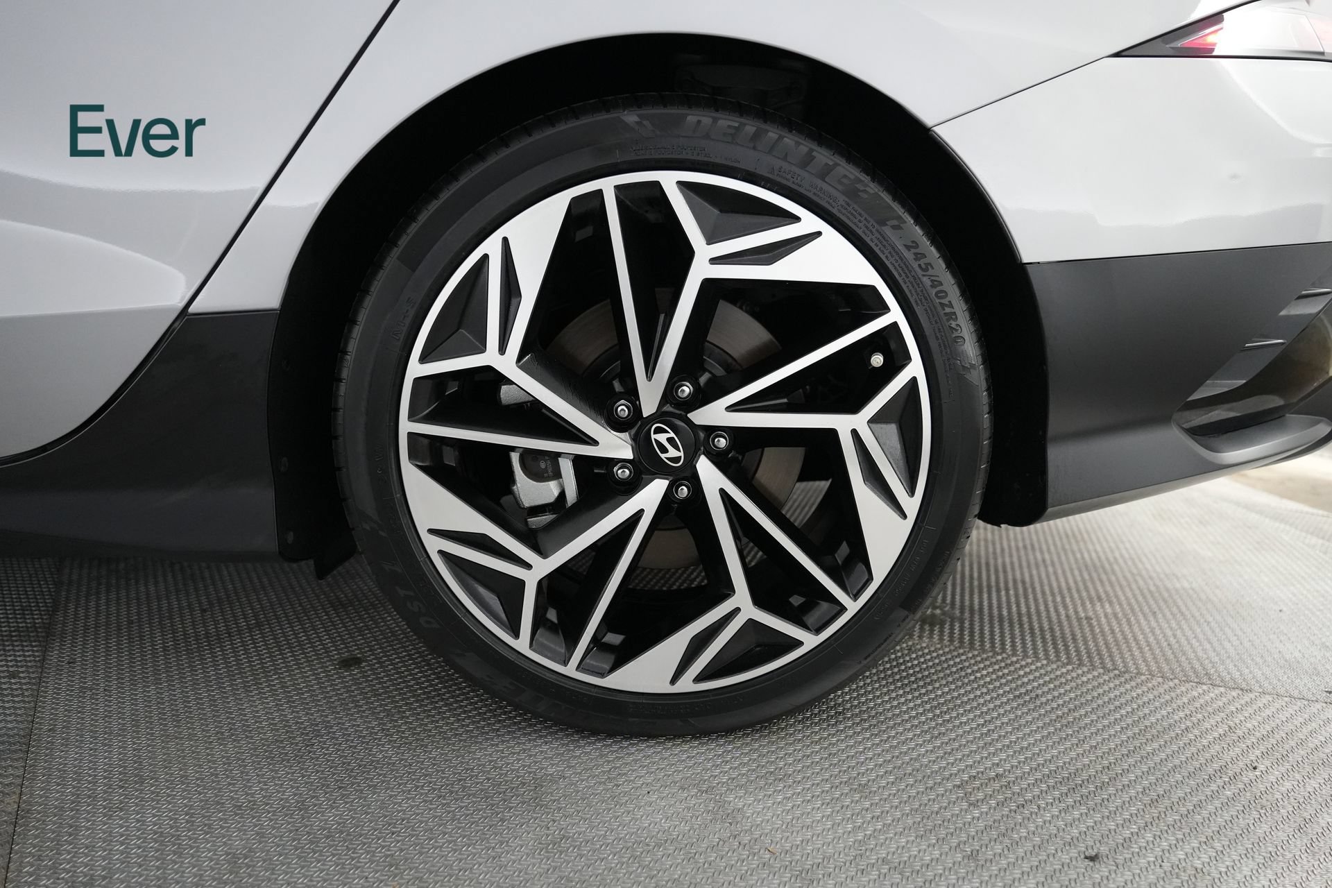 Used 2024 Hyundai Ioniq 6 Limited RWD image 9