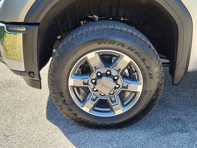 New 2026 GMC Sierra 2500 SLT w/ SLT Premium Package image 6