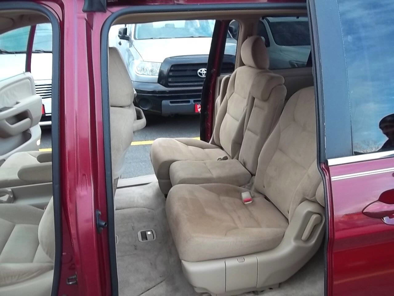 Used 2005 Honda Odyssey EX image 8