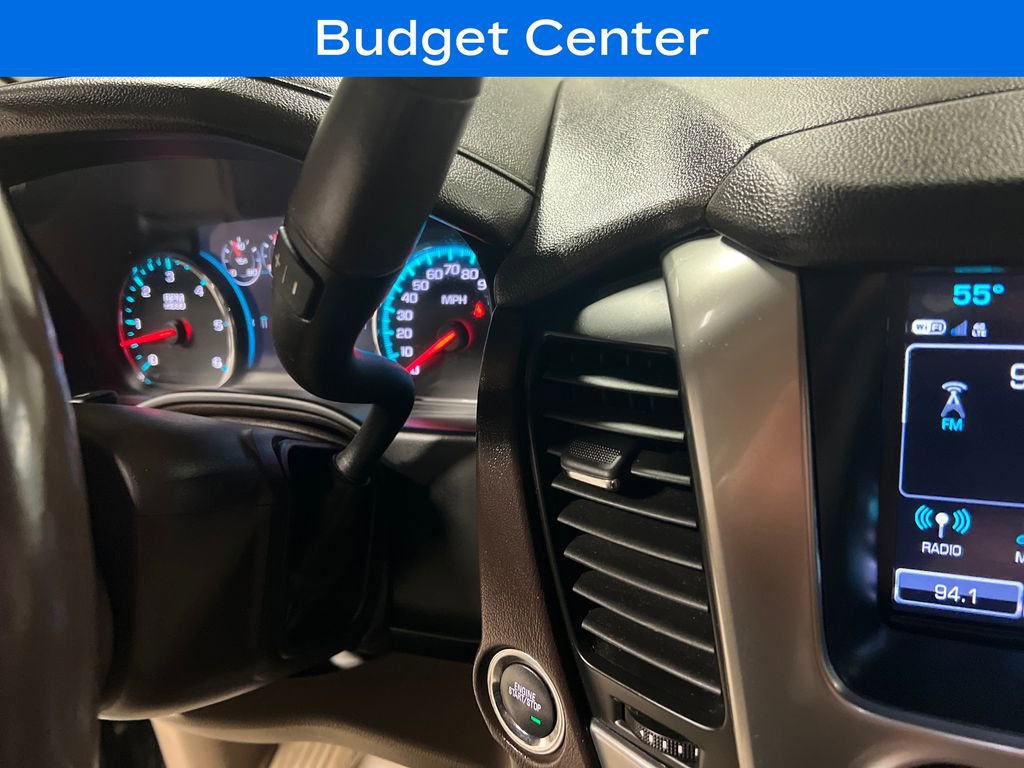 Used 2019 Chevrolet Suburban Premier AWD/4WD image 25