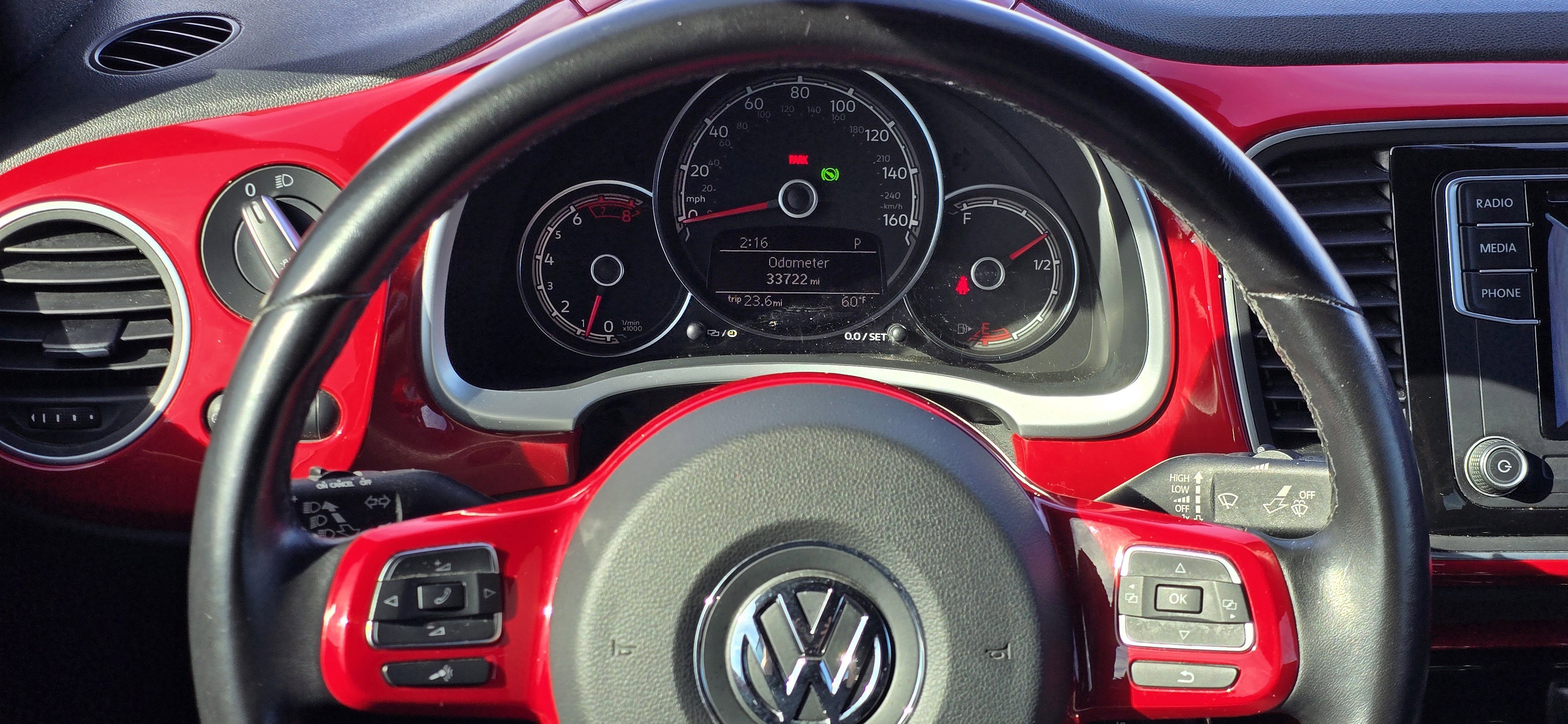 Used 2019 Volkswagen Beetle 2.0T S image 6