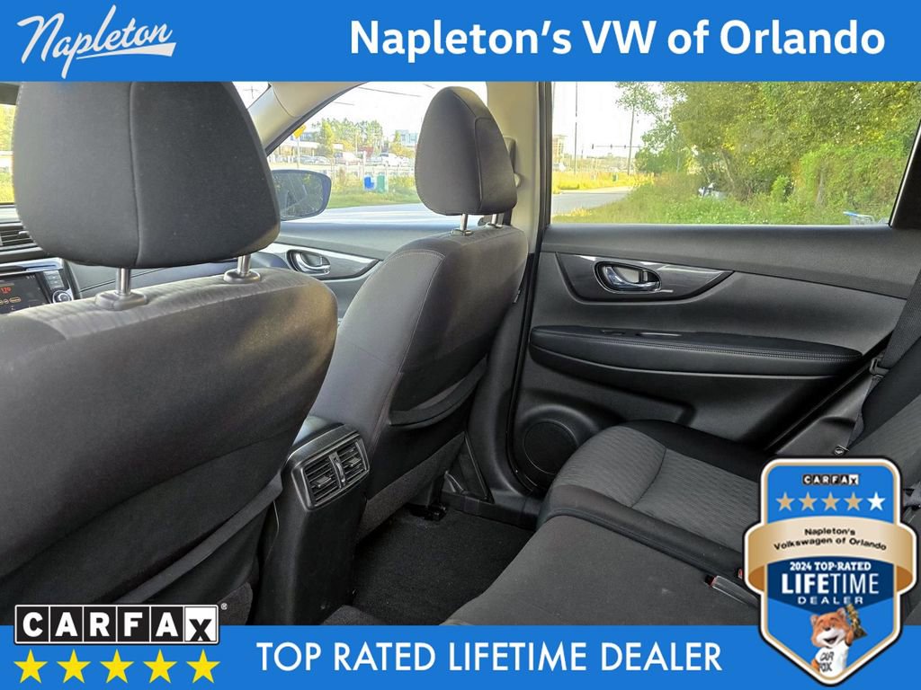 Used 2020 Nissan Rogue SV image 28