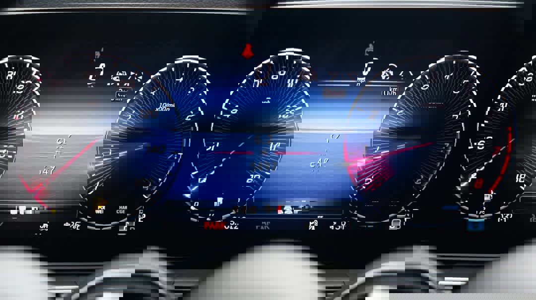 Used 2024 Mercedes-Benz GLE 350 4MATIC w/ Driver Assistance Package image 20