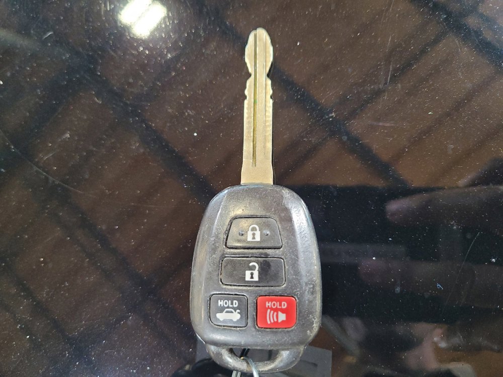 Used 2017 Toyota Camry SE FWD image 32
