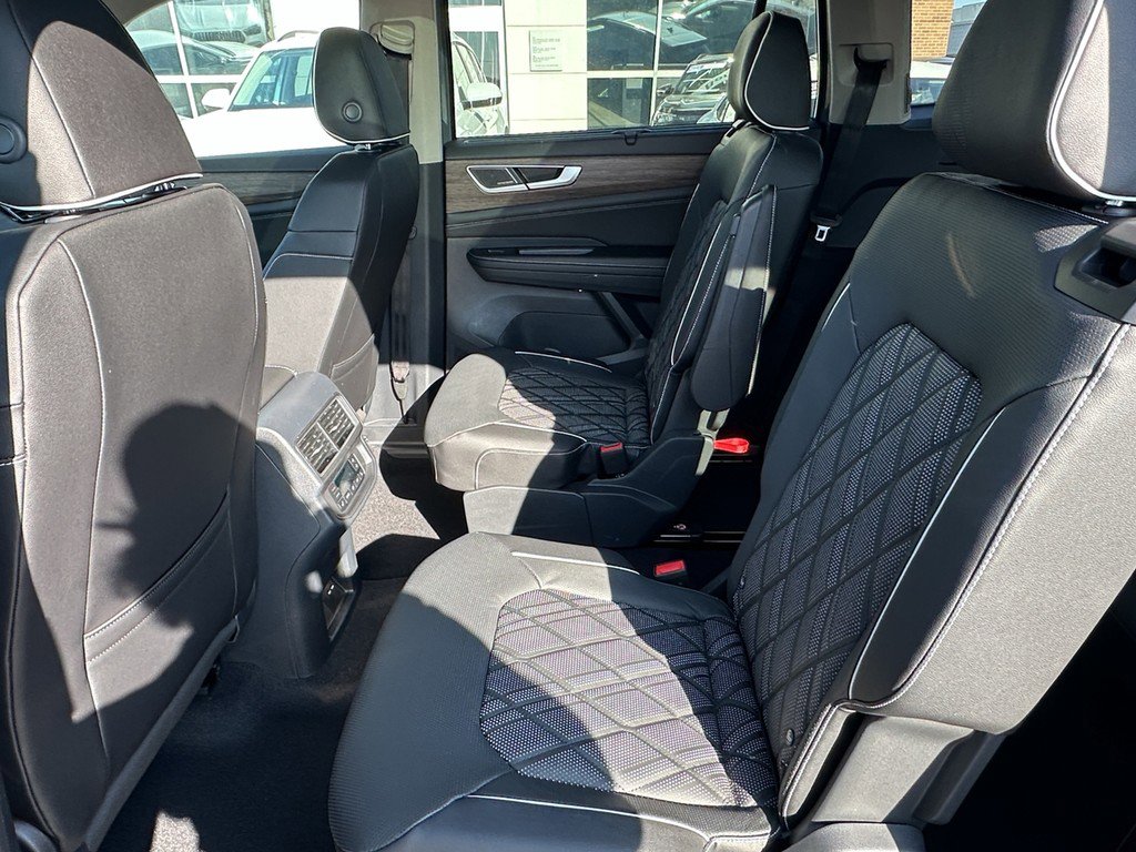 New 2026 Volkswagen Atlas SEL Premium R-Line AWD/4WD image 7