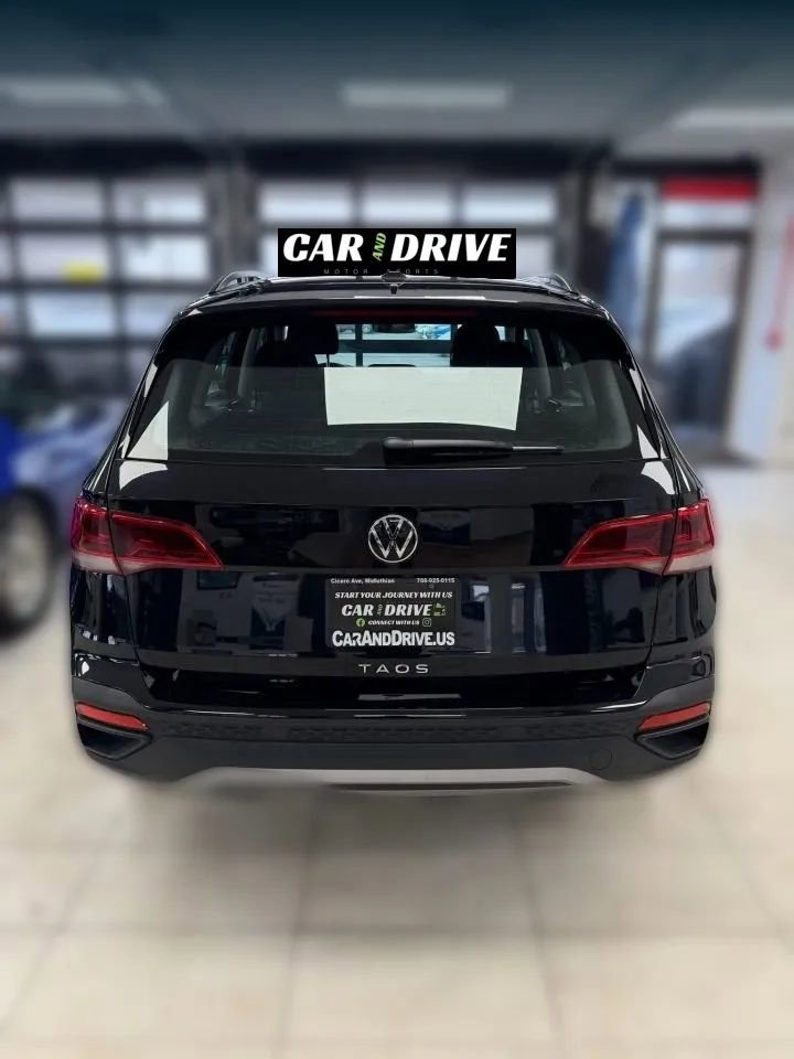 Used 2024 Volkswagen Taos S FWD image 5