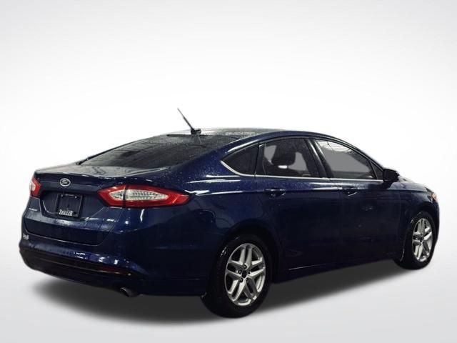 Used 2016 Ford Fusion SE w/ SE Cold Weather Package image 6