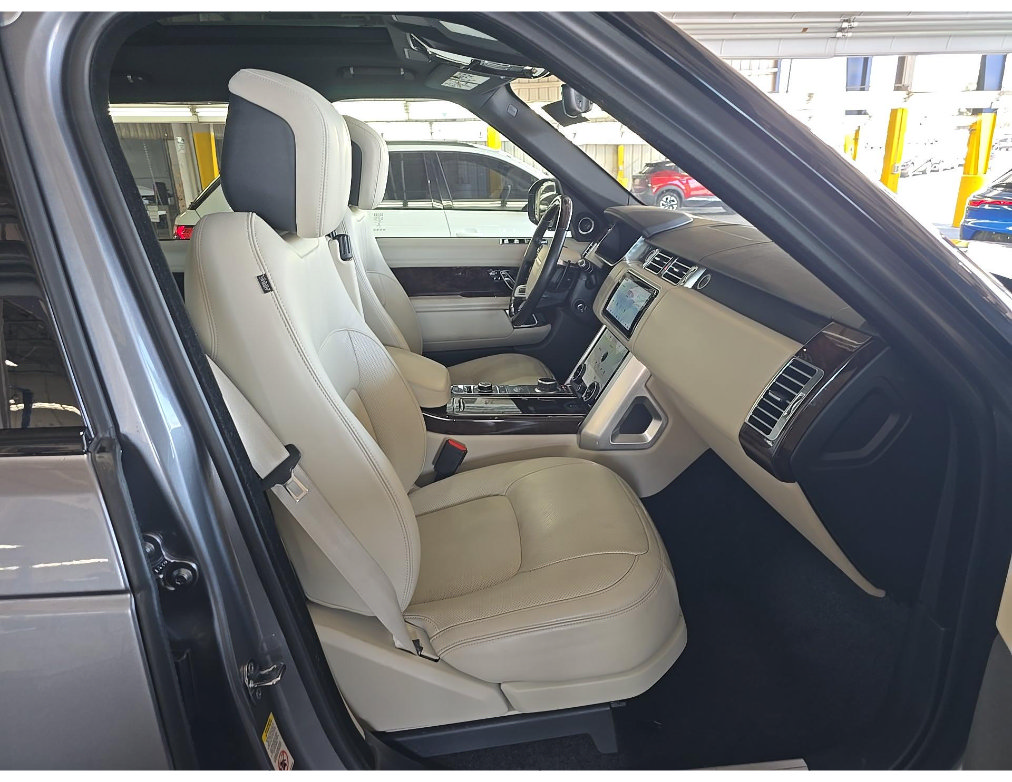 Used 2021 Land Rover Range Rover HSE AWD/4WD image 8