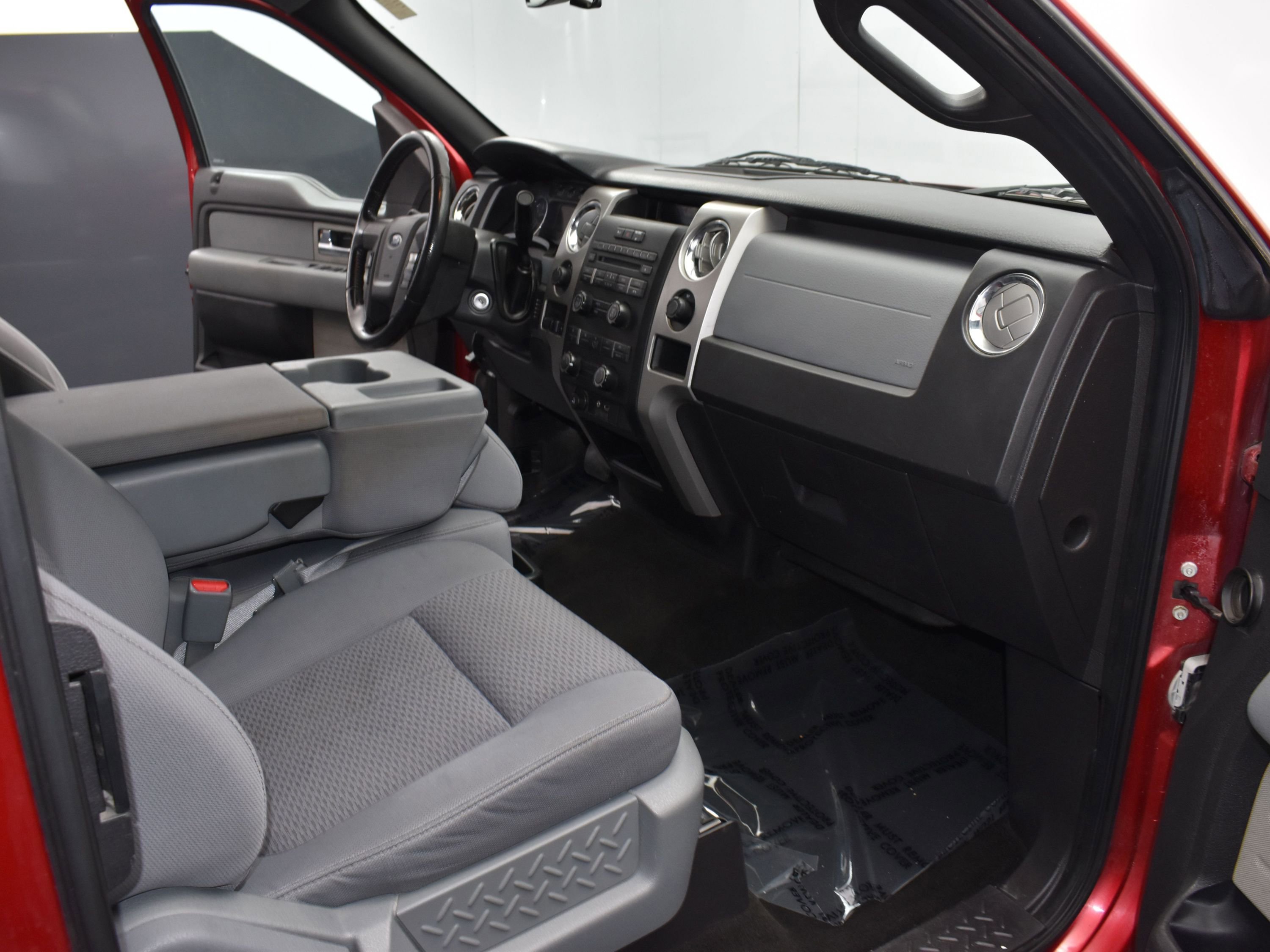 Used 2011 Ford F150 XLT w/ XTR Pkg image 17